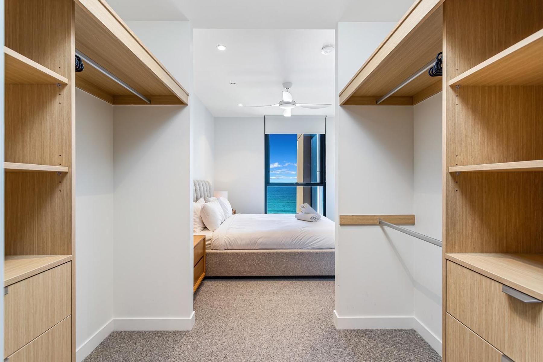 Three Bedroom Beachfront Apartment *