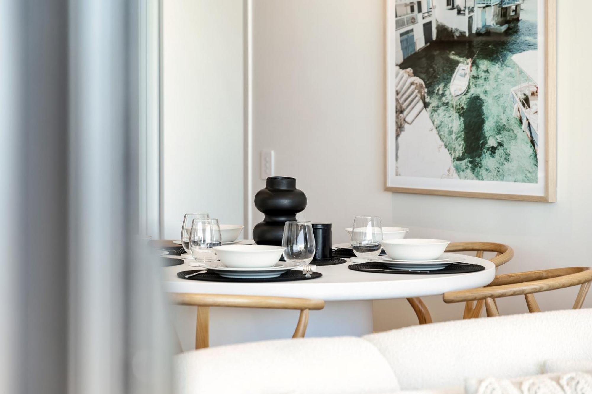 Three Bedroom Beachfront Apartment *